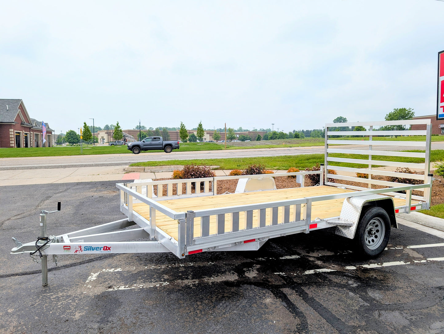 Silver Ox 7x14 Aluminum Utility Trailer – Single Axle ATV Package | 2,610 lb Payload
