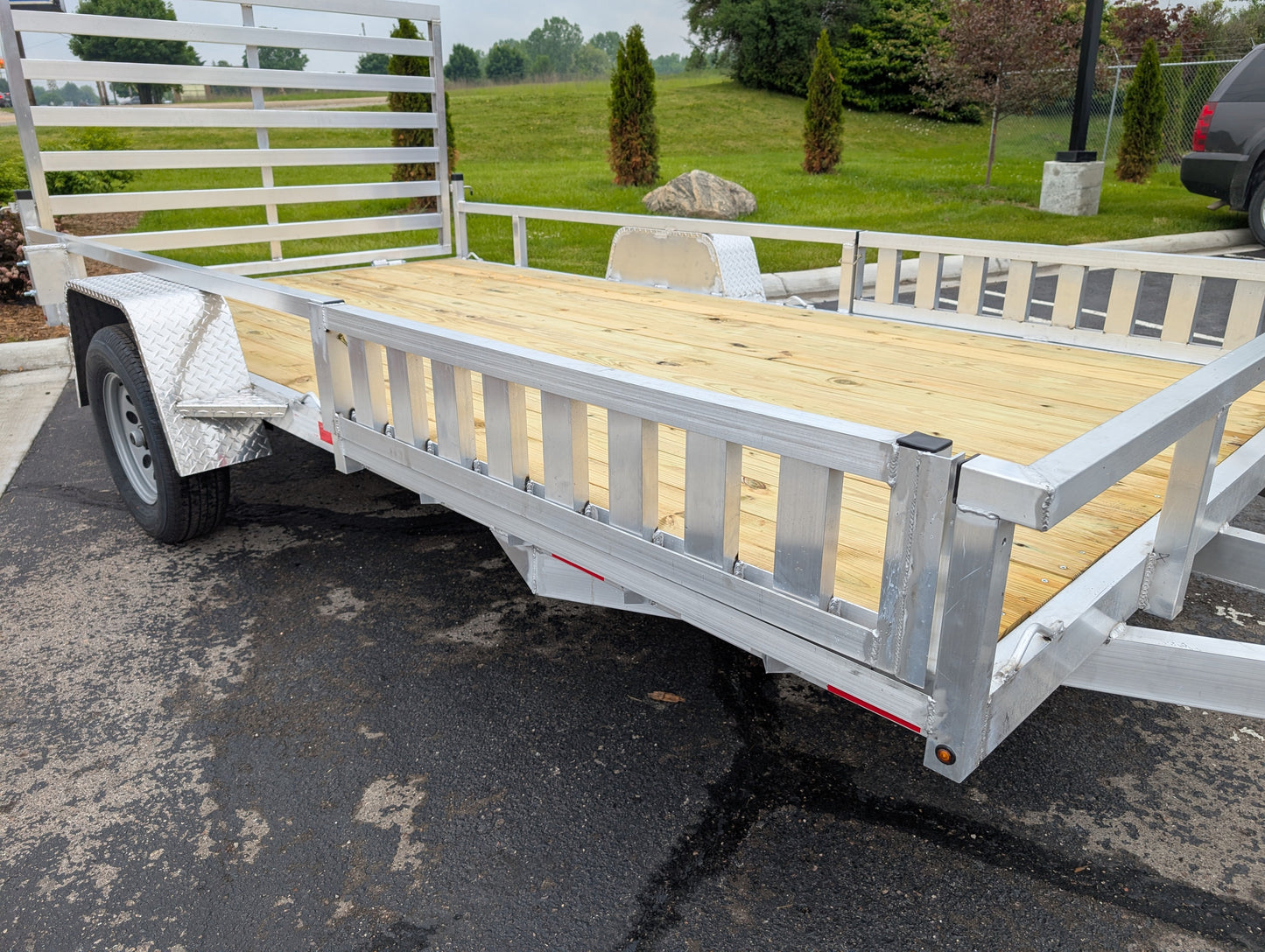 Silver Ox 7x14 Aluminum Utility Trailer – Single Axle ATV Package | 2,610 lb Payload