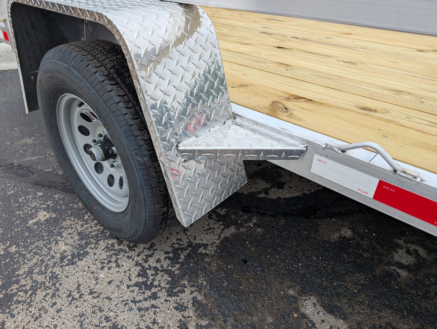 Silver Ox 7x14 Aluminum Utility Trailer – Single Axle ATV Package | 2,610 lb Payload