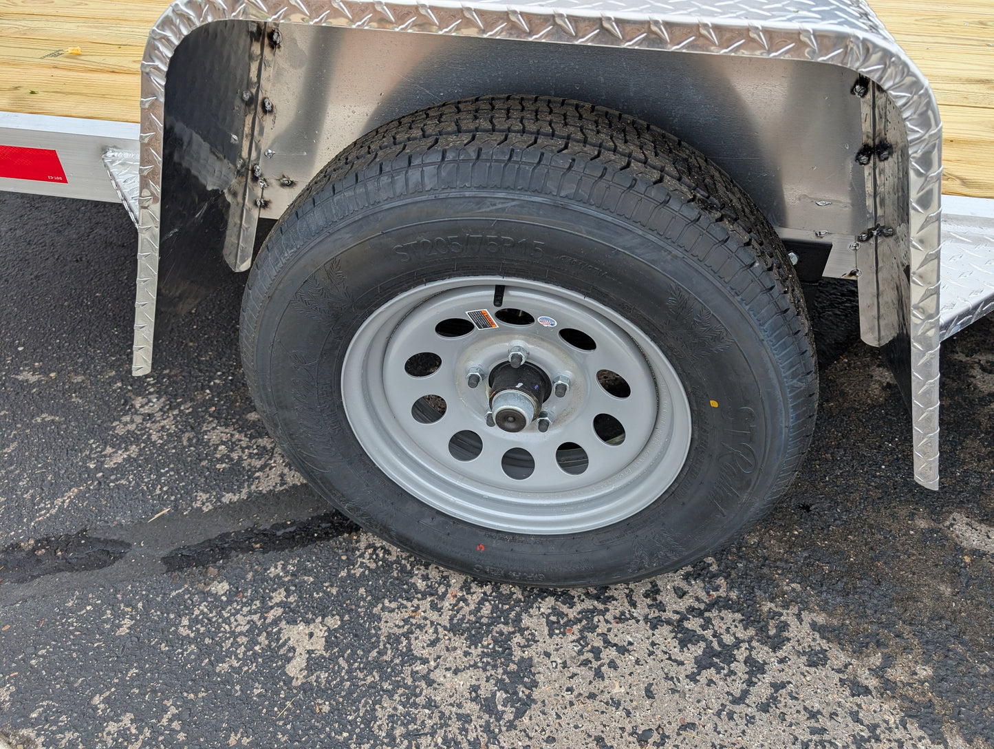 Silver Ox 7x14 Aluminum Utility Trailer – Single Axle ATV Package | 2,610 lb Payload