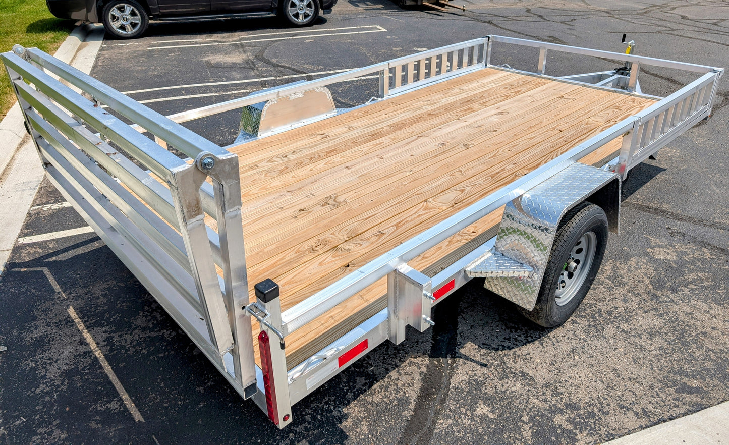 Silver Ox 7x14 Aluminum ATV Trailer – Side Ramps & Rear Ramp Gate