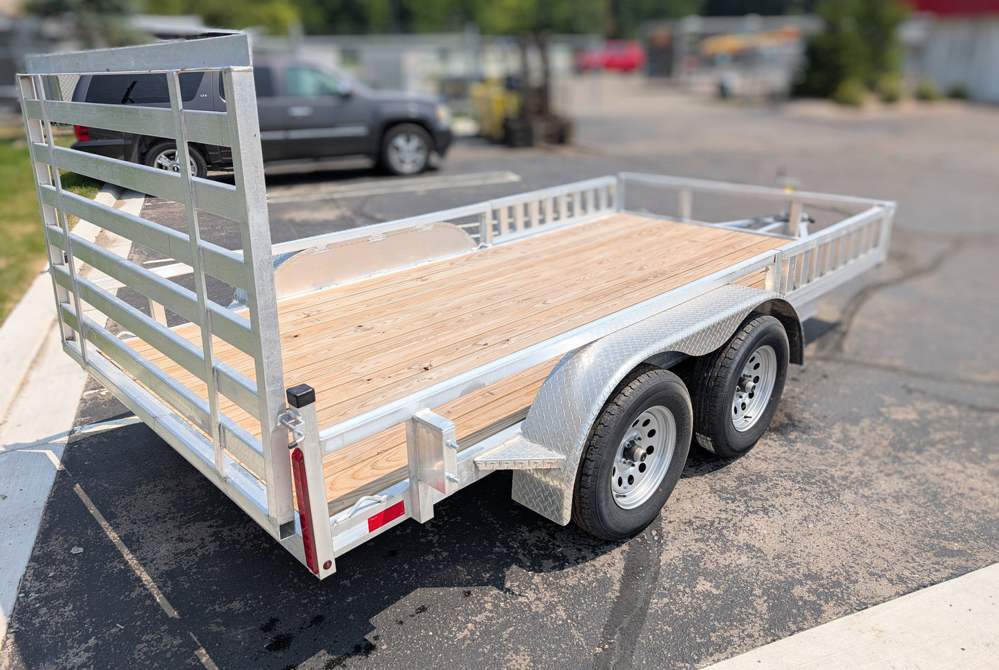 Silver Ox 7x14 Aluminum Tandem Axle Trailer – Side ATV Ramps | AAA Trailer