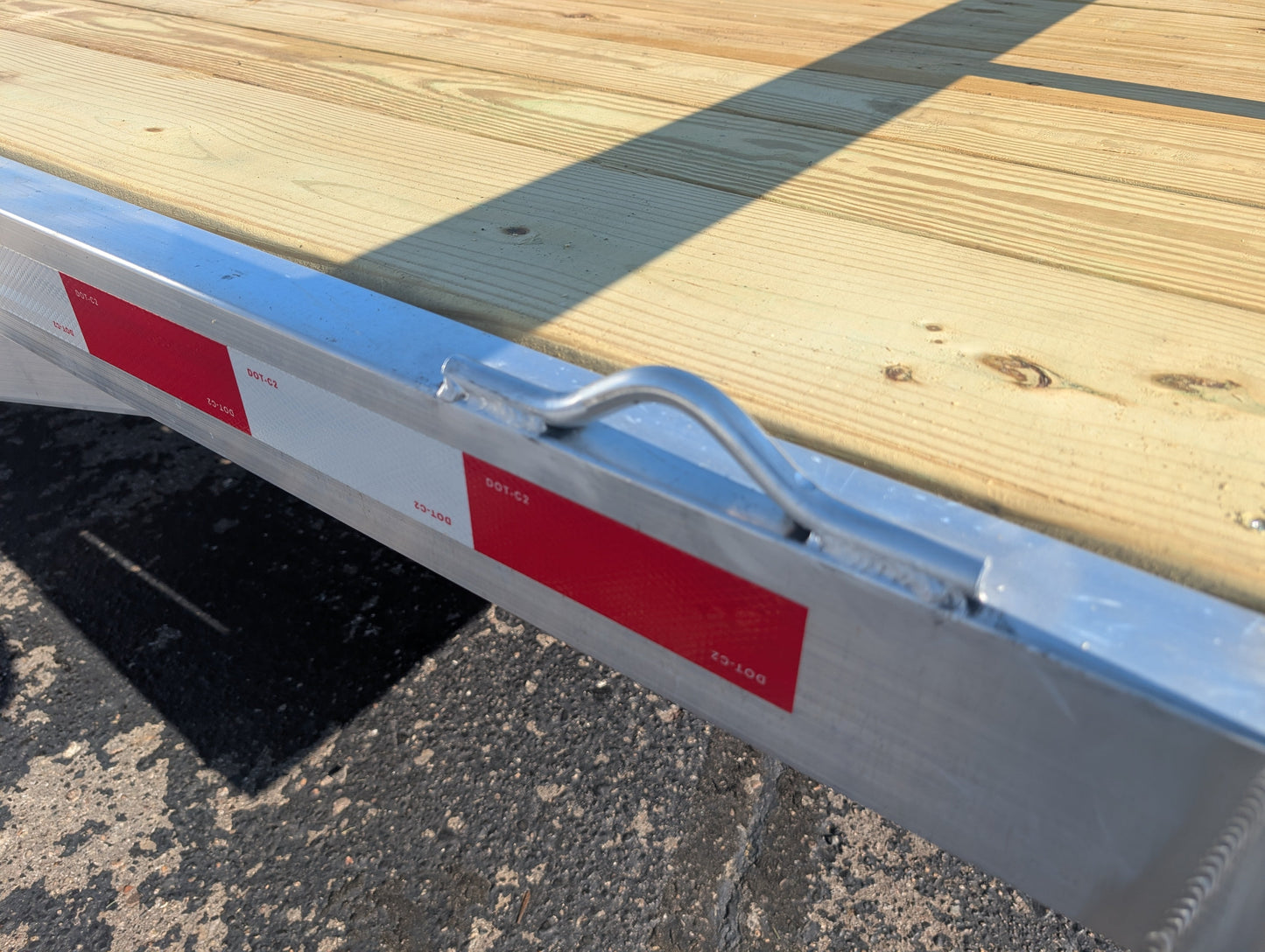 Silver Ox 7x14 Aluminum Utility Trailer – Single Axle – Rear Ramp