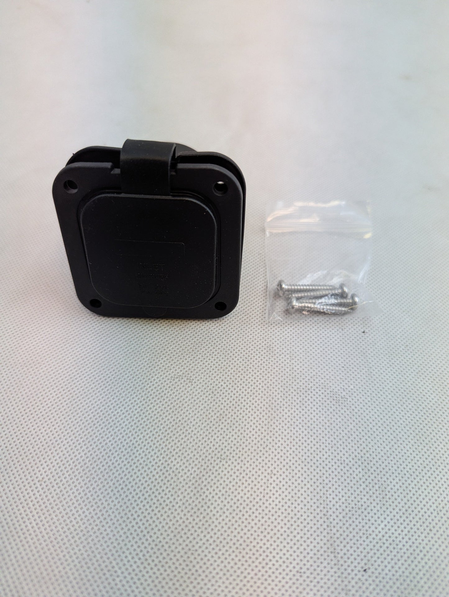 15 Amp Flanged Power Inlet – NEMA 5-15 125V – Weatherproof Trailer/RV