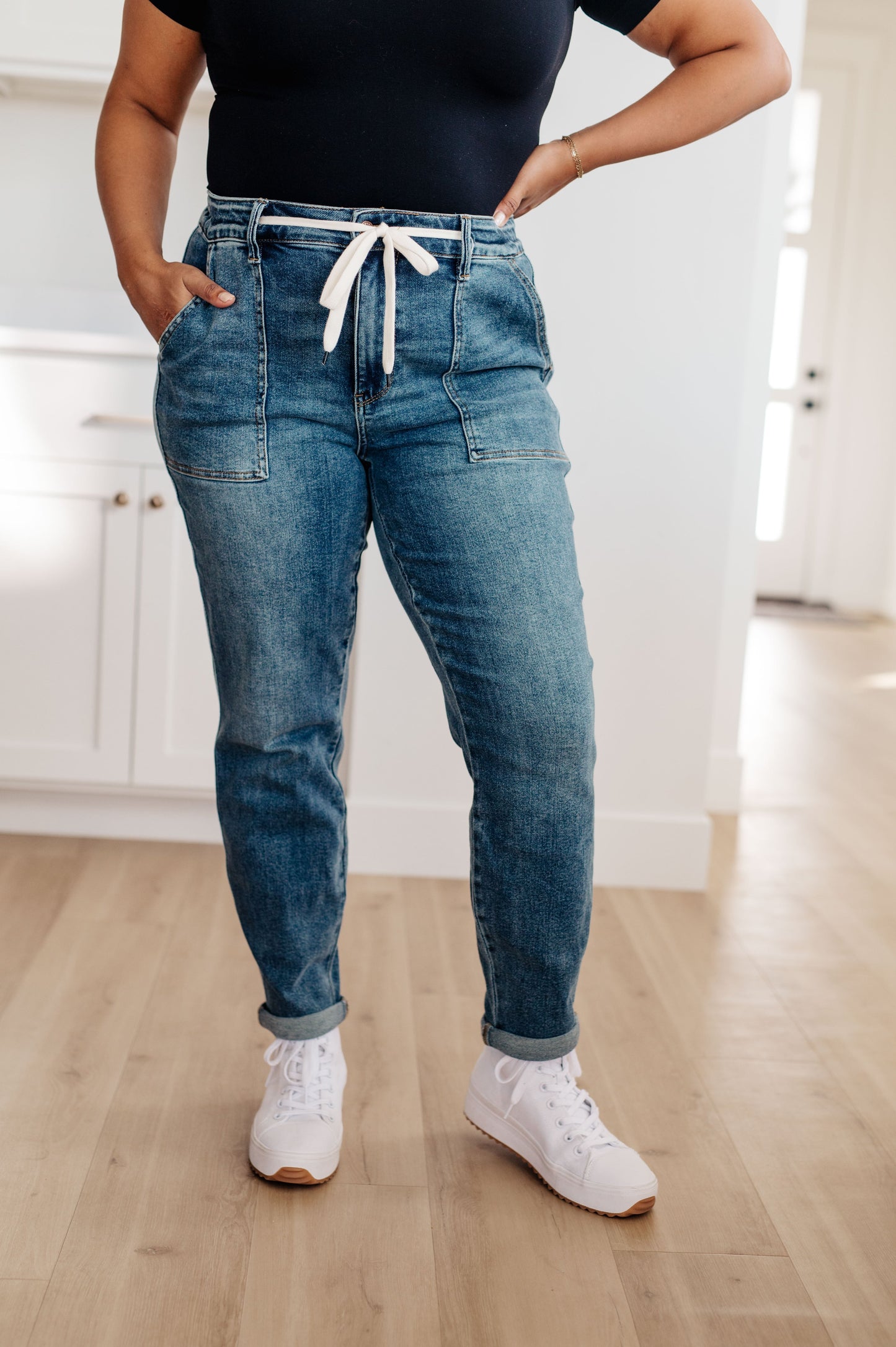 Joggers Payton vaqueros de mezclilla en lavado medio