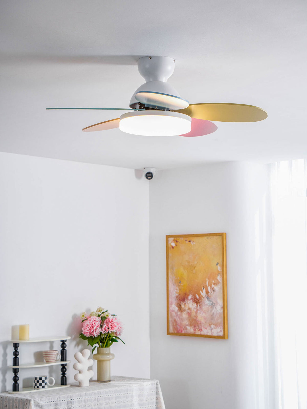 Petal-Shaped Ceiling Fan with LED Light and Remote | Quiet Reversible DC Motor