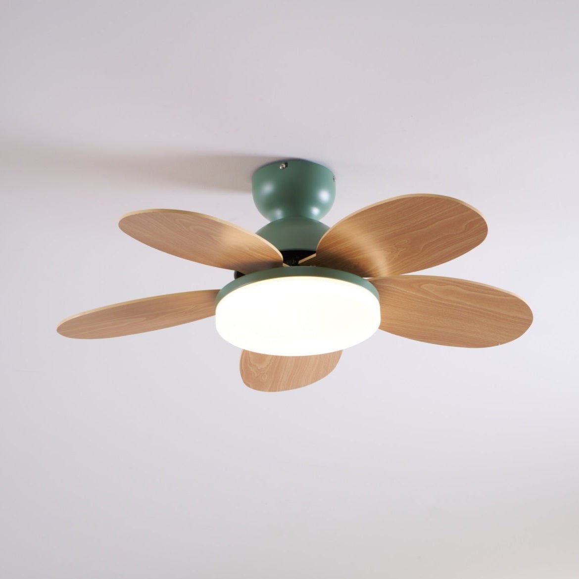 Petal-Shaped Ceiling Fan with LED Light and Remote | Quiet Reversible DC Motor