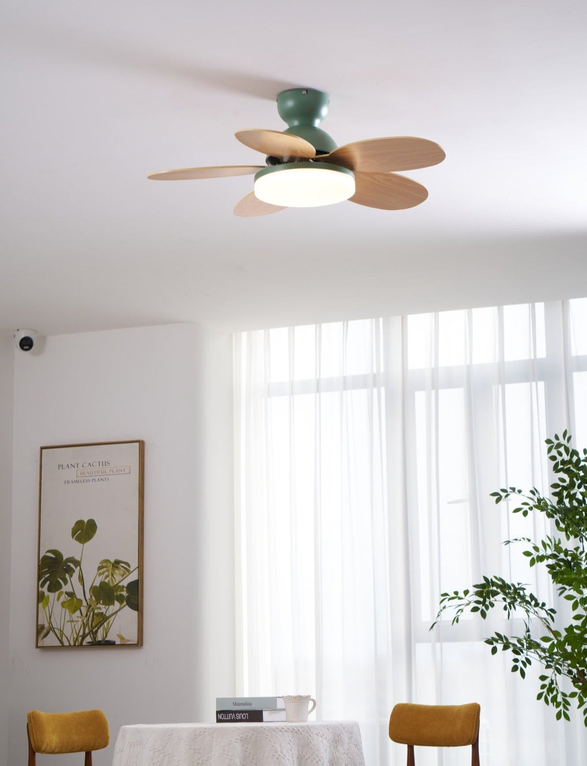 Petal-Shaped Ceiling Fan with LED Light and Remote | Quiet Reversible DC Motor