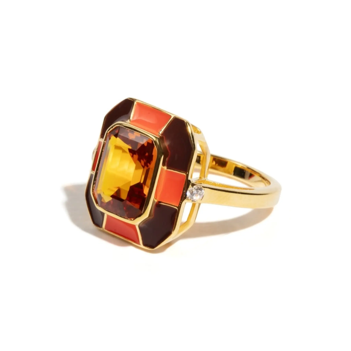 El anillo de declaración Iconic