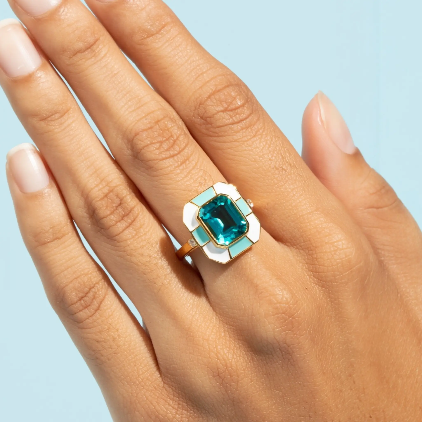 El anillo de declaración Iconic