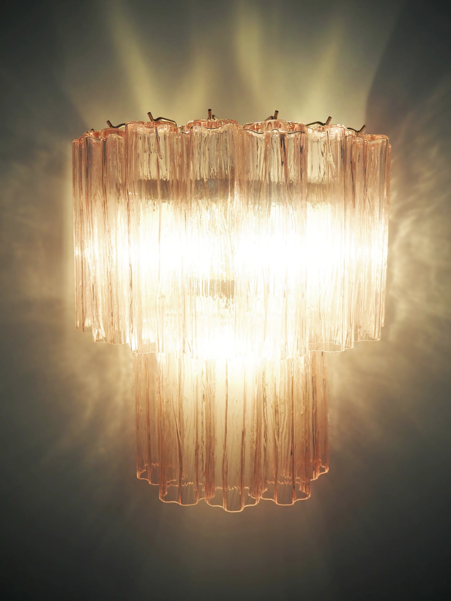 Lámpara de pared de cristal de Murano rosa en forma de estrella