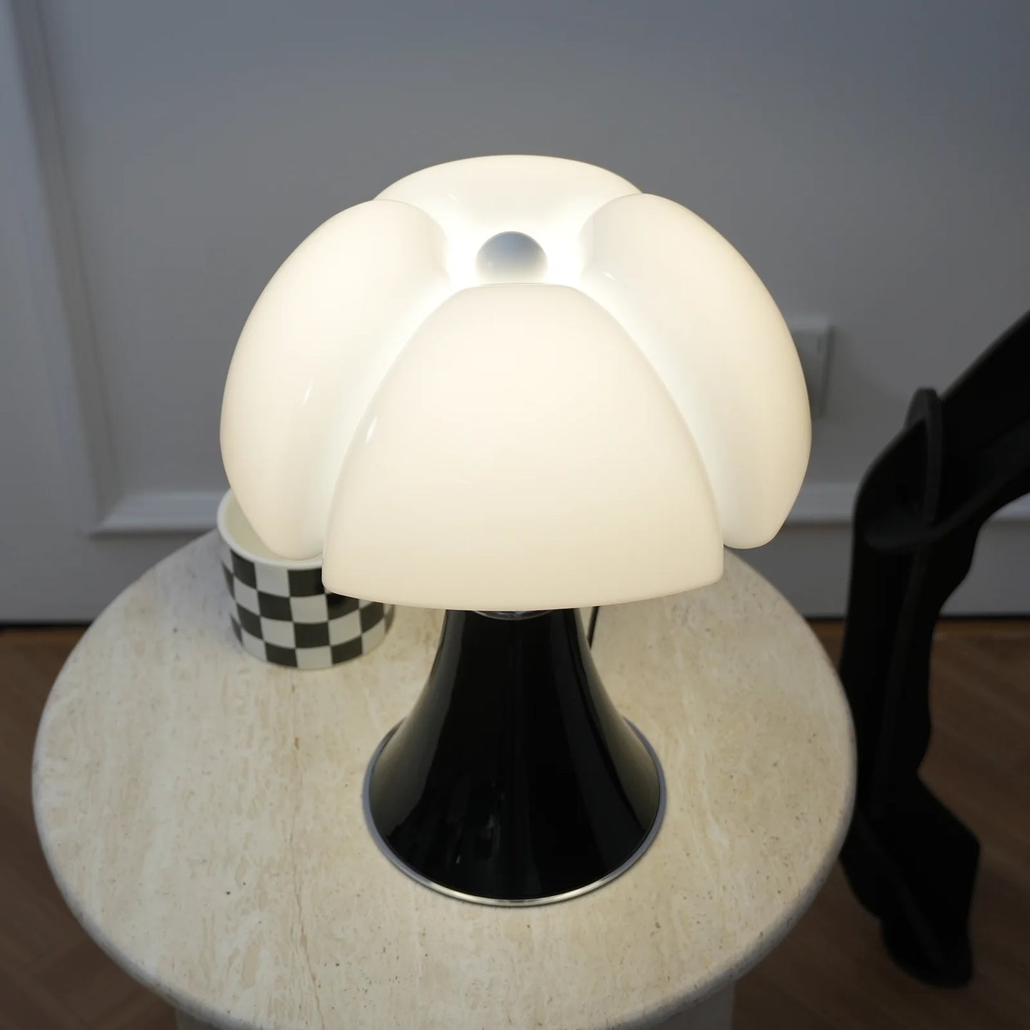 Lámpara de Mesa Acrílica Pipistrello