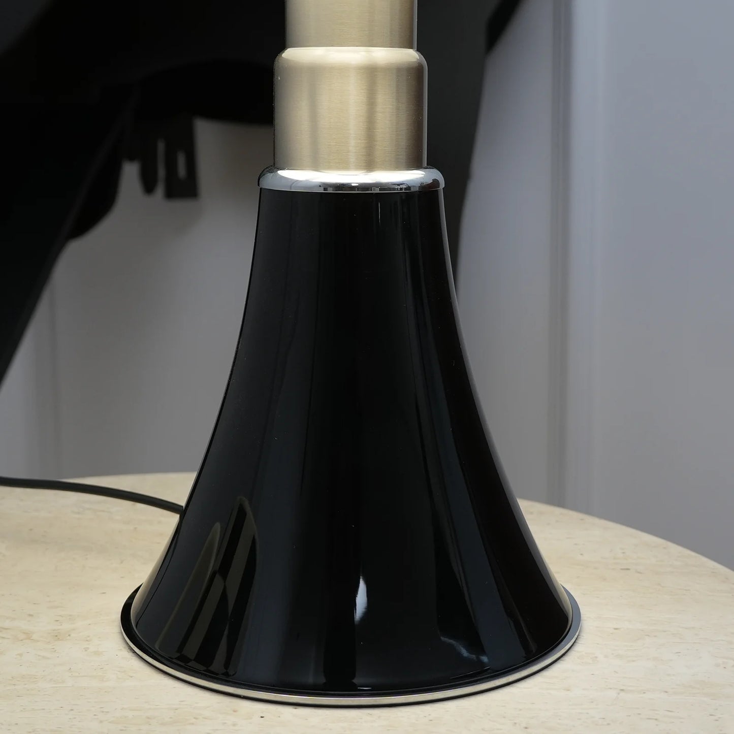Lámpara de Mesa Acrílica Pipistrello