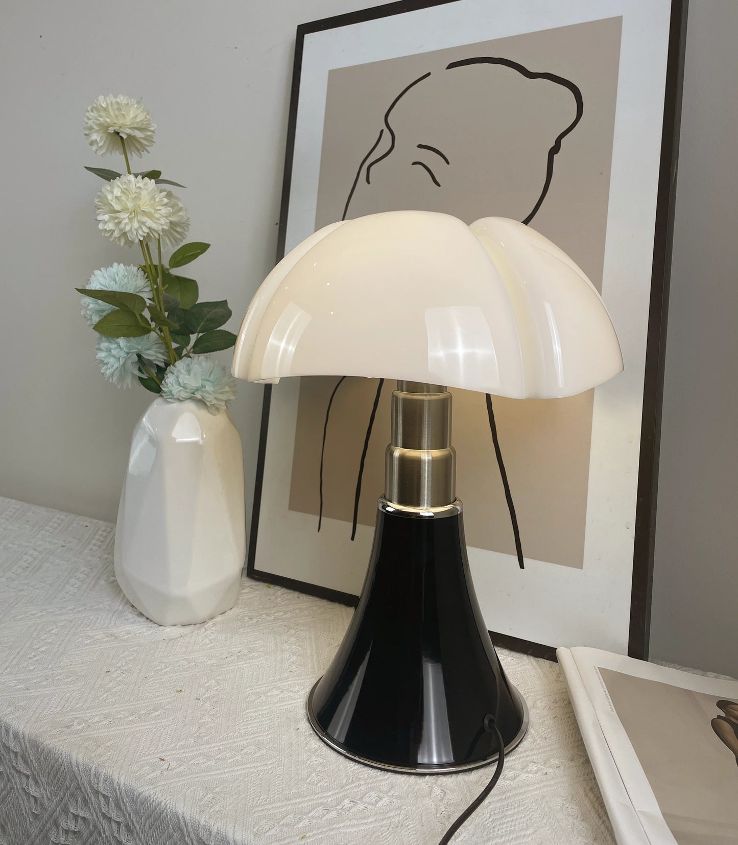 Lámpara de Mesa Acrílica Pipistrello