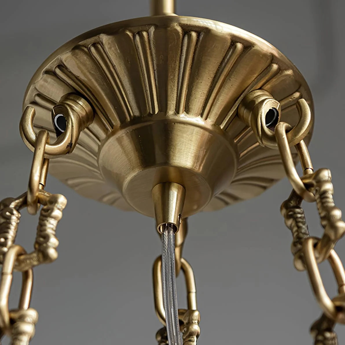 Suspension de Latón con Estatuillas de Putti