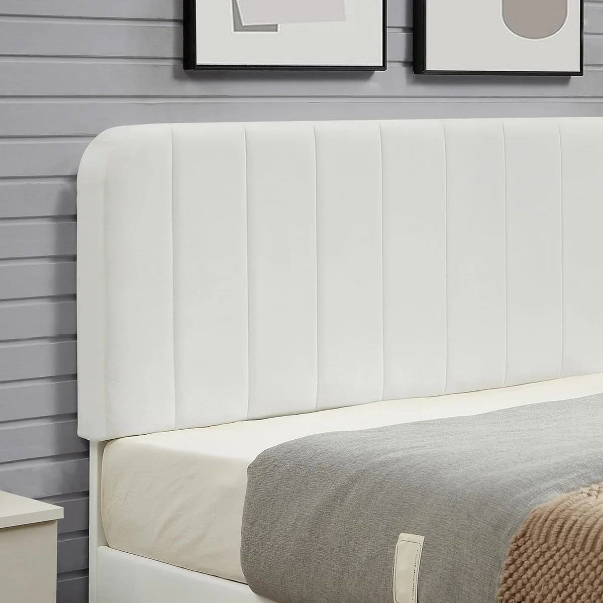 Base de cama tamaño Queen tapizada en blanco con cabecero