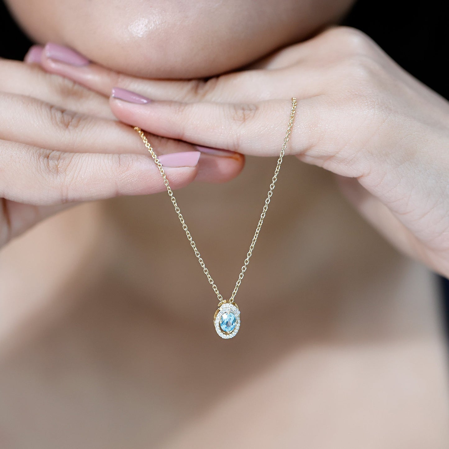 Natural Oval Sky Blue Topaz Diamond Pendant Necklace with Chain
