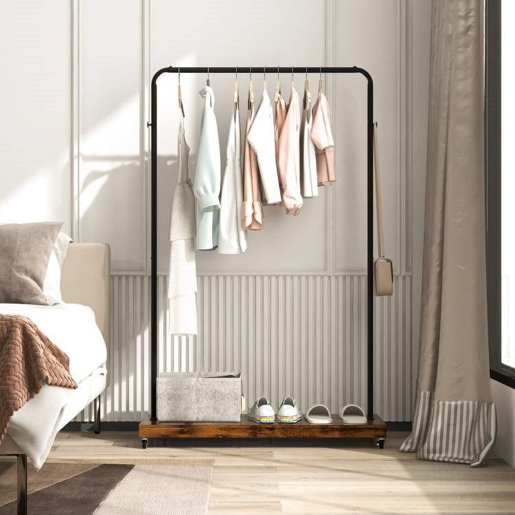 Estante industrial de metal resistente para ropa con estante inferior