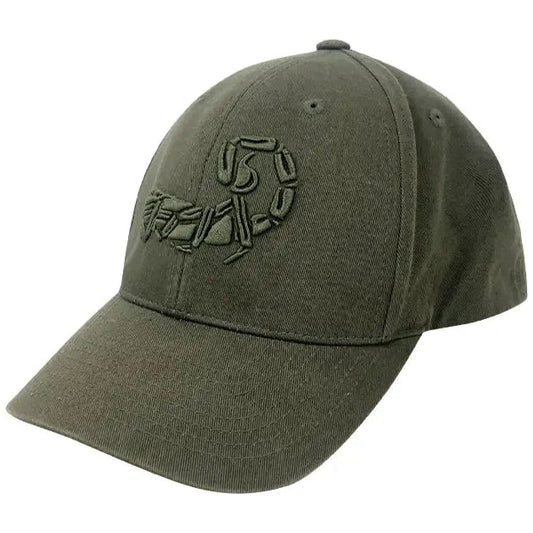 Gorra con el logo del escorpión