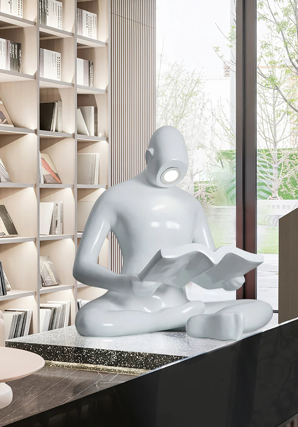 Lámpara de pie Escultura Humana Leyendo