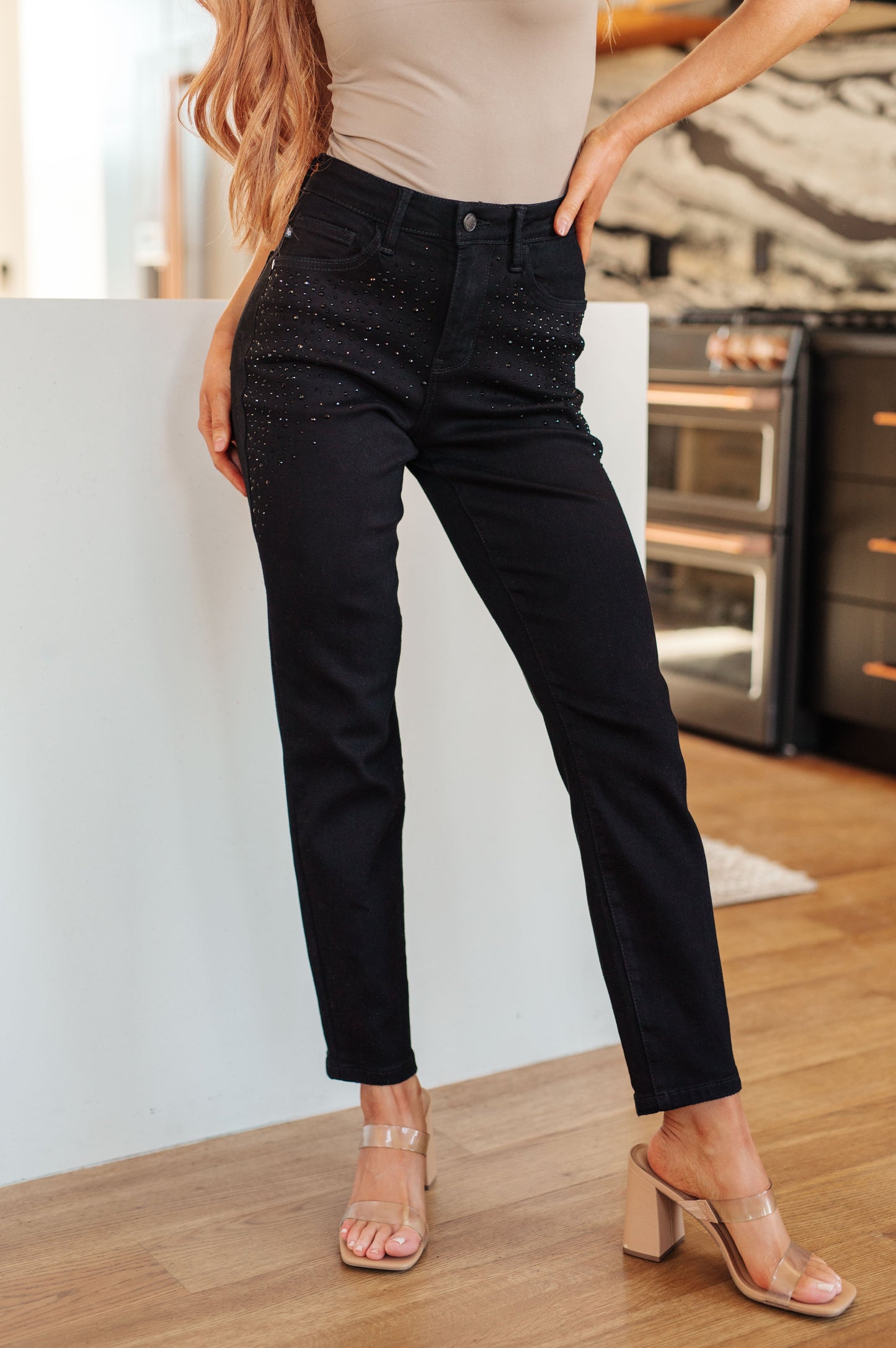 Vaqueros ajustados Reese Rhinestone en negro