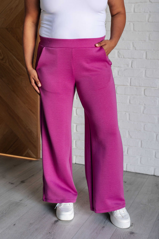 Pantalón cropped de pierna ancha Resort Travel en magenta