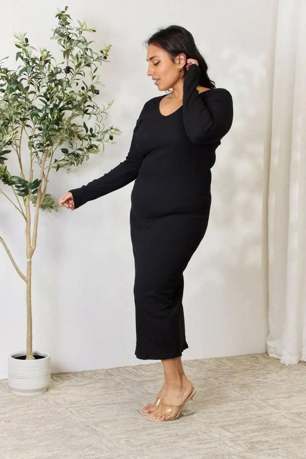 Trendsi Ribbed Midi Dress With Slit — Bodycon Elegance