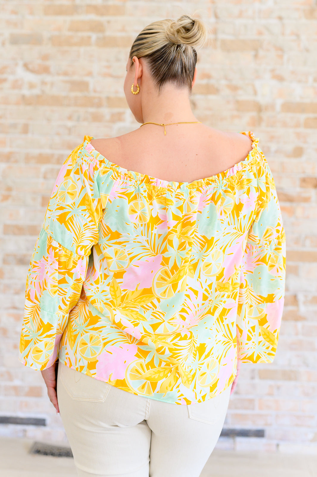 Blusa de hombros descubiertos Rich Spirit con mangas acampanadas