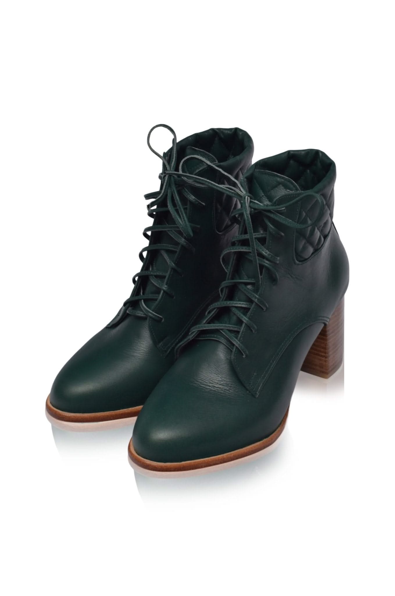 Botines de cuero a la moda: Zapatos de tacón alto de Rising Mara