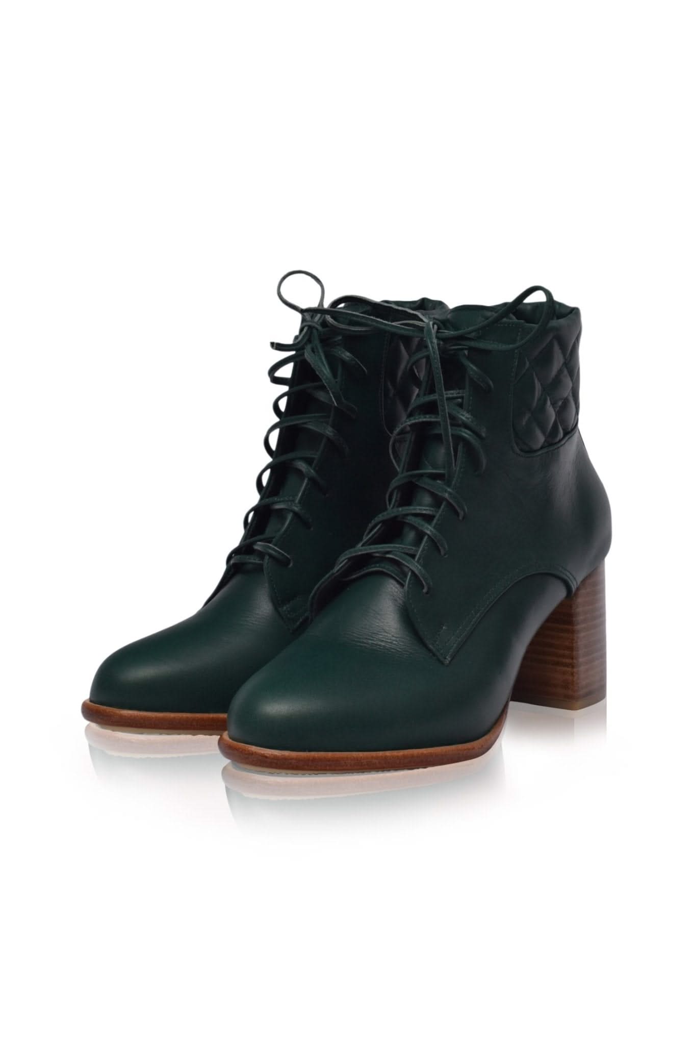 Botines de cuero a la moda: Zapatos de tacón alto de Rising Mara
