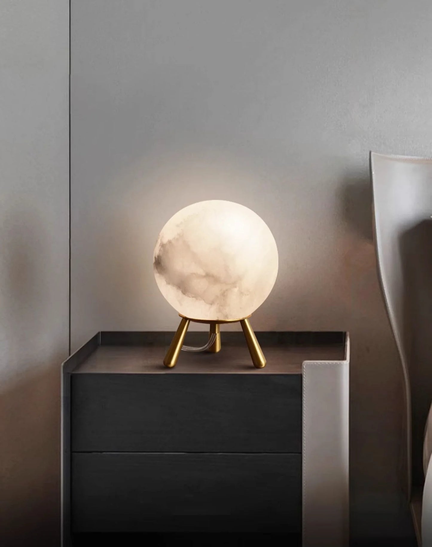 Lámpara de mesa Romi Alabaster