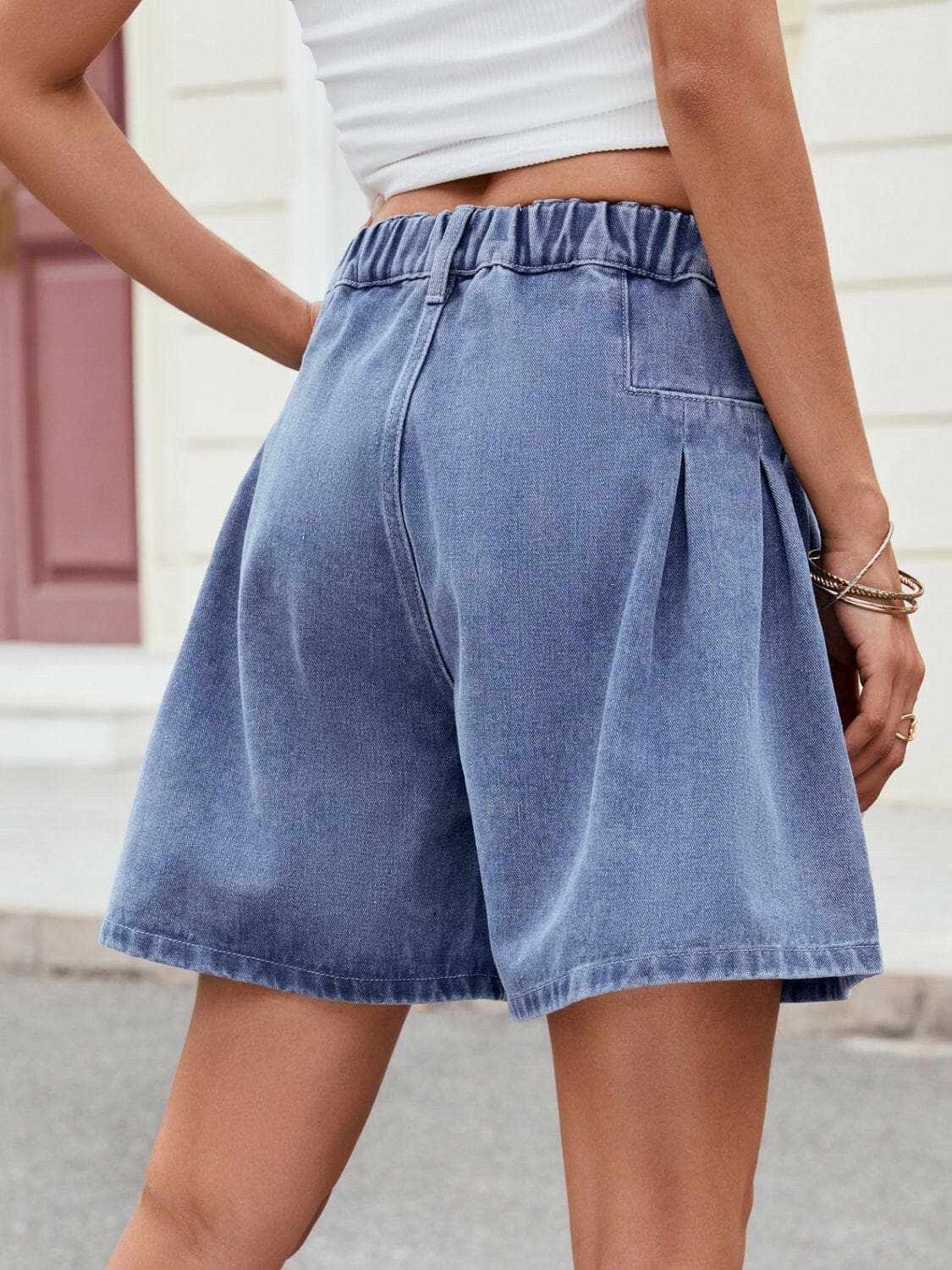 Trendsi Denim Shorts Ruched Elastic Waist — Casual Summer Style