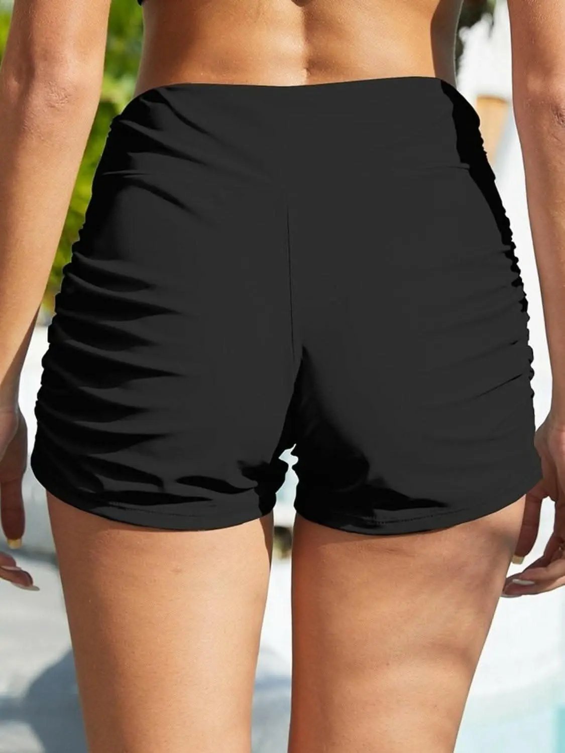 T-Shirts Trendsi swimwear - Ruched mid-rise swim bottoms