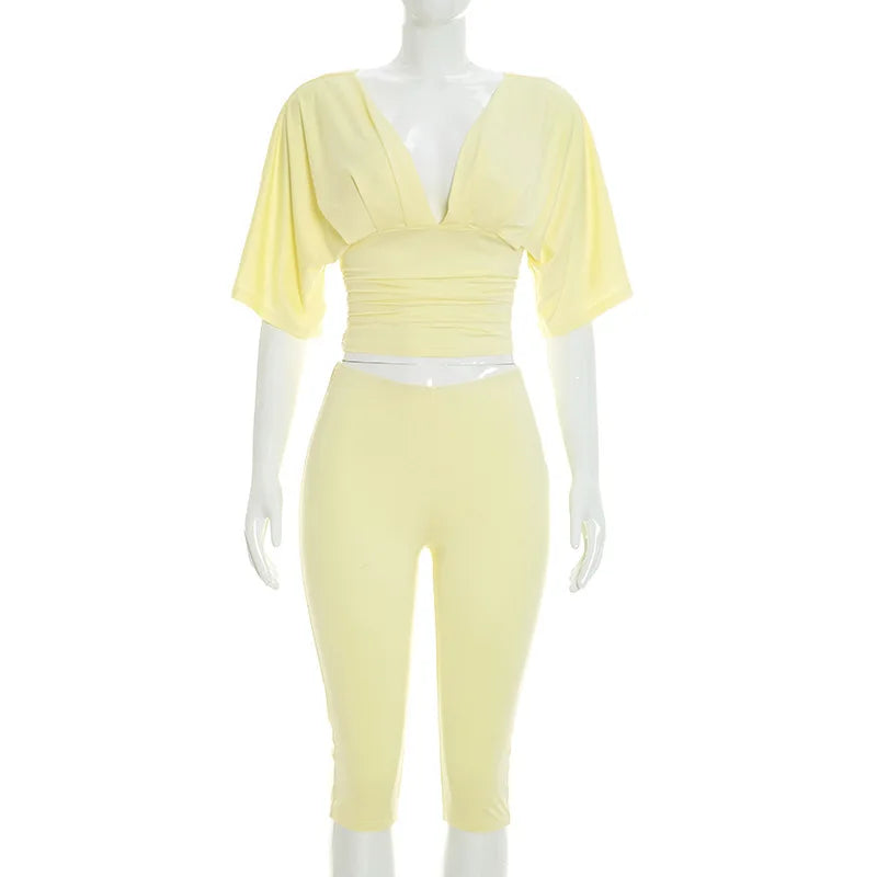 Women Sexy 2 Piece Pant Sets Summer Club Party Batwing Sleeve V Neck Crop Top Capri Pants Matching Set Beach Vacation Outfits