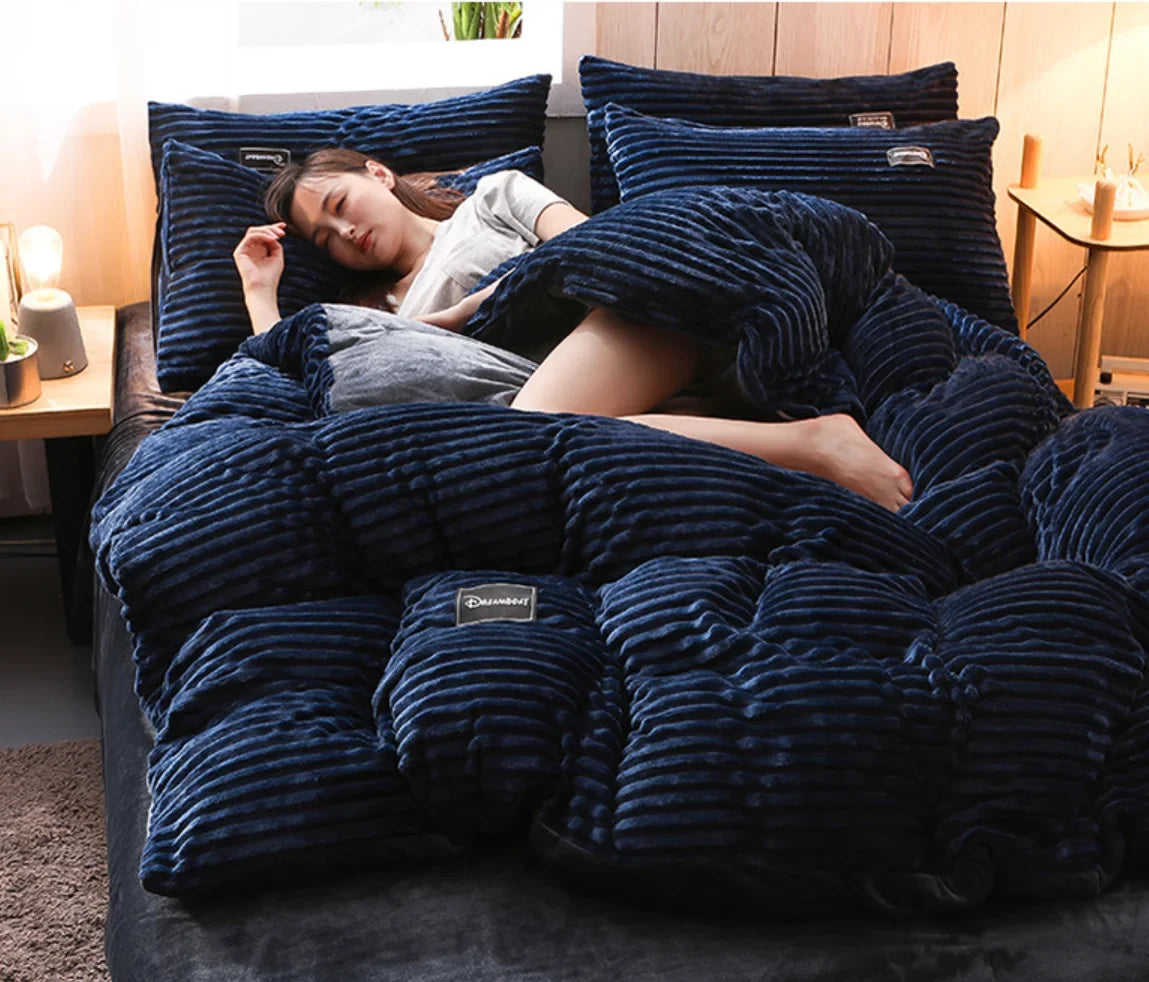 Warm Winter Duvet Cover Bedding Set Thick Solid Color Velvet Double Soft Quilt Cover Twin Queen King Comforter Cover Sets 220*24