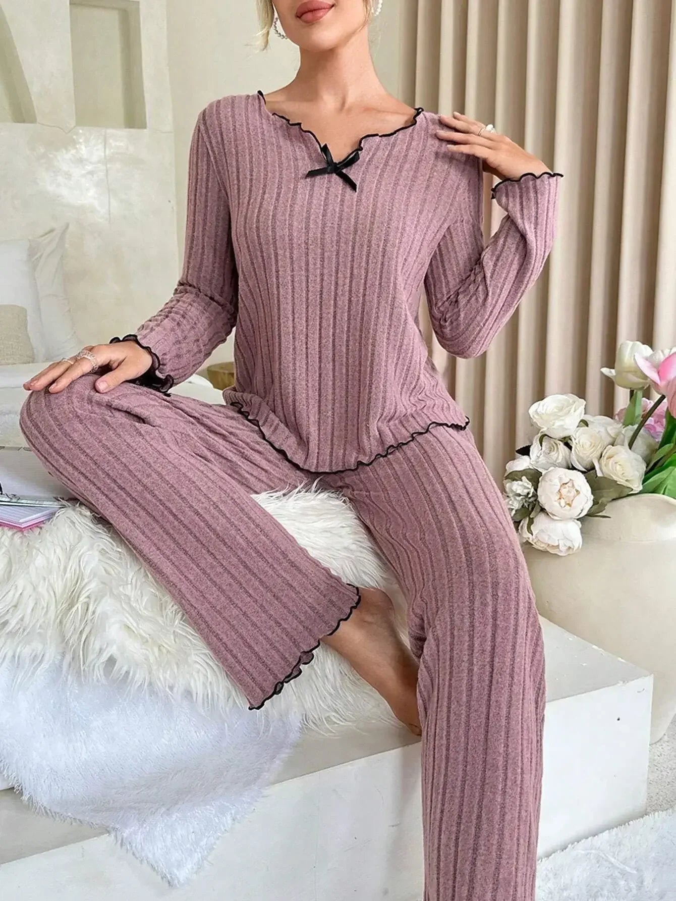 Autumn Winter Warm Flannel Pajamas Set Women Sleepwear Long Sleeve T-shirt Top and Trousers Casual Homewear Loungewear