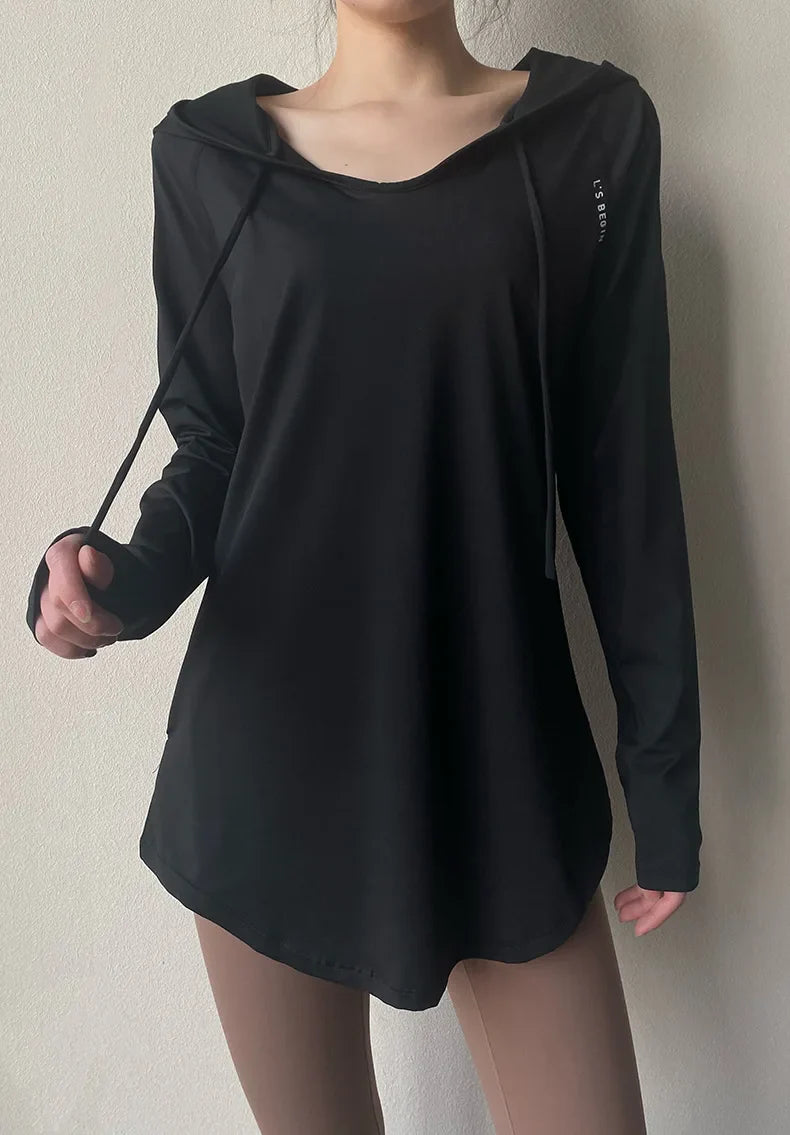 Camiseta con capucha AirFlow para yoga y running de mujer