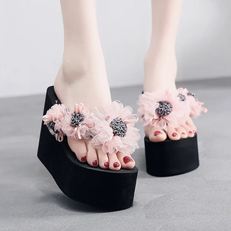 2025 New Beach Flip Flops For Women Summer Wedges Shoes Bohemian Flower Slippers Girls Sexy High Heels Street Platform Sandals