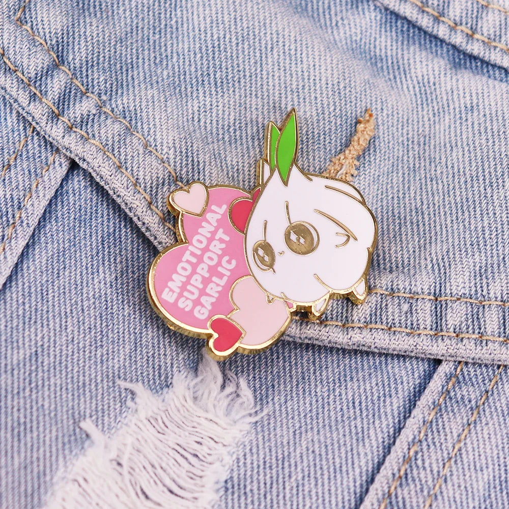 Pin de esmalte de ajo kawaii