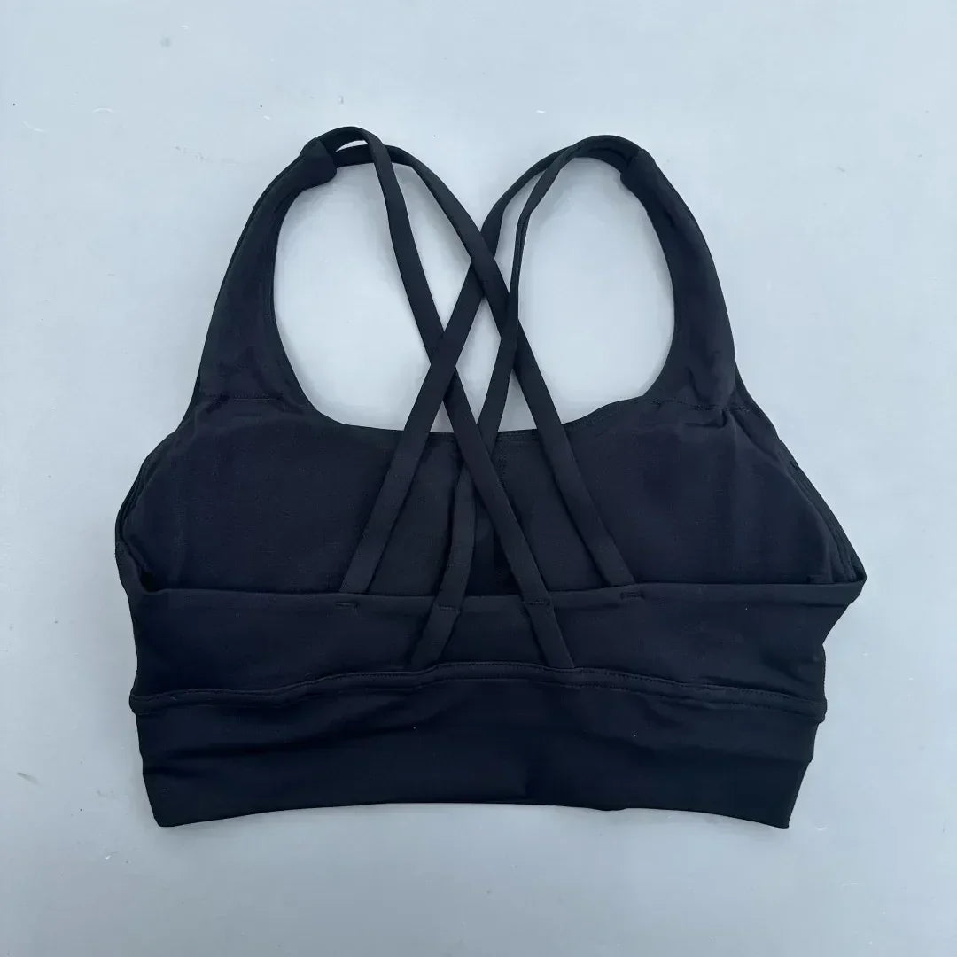 Sujetador deportivo para mujer de color liso, de punto cruzado, suave y de alta resistencia, top ajustado para entrenamiento completo, gimnasio, yoga, ropa interior con almohadillas para el pecho