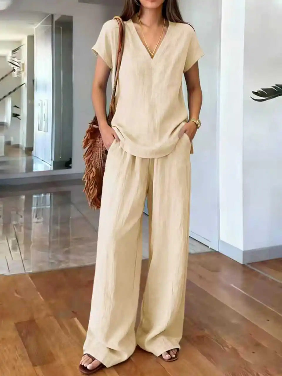 Loose Summer Trousers Set Solid Color Simple Daily Comfortable V-neck Short-sleeved Pullover Top Wide-leg Trousers Two-piece Set