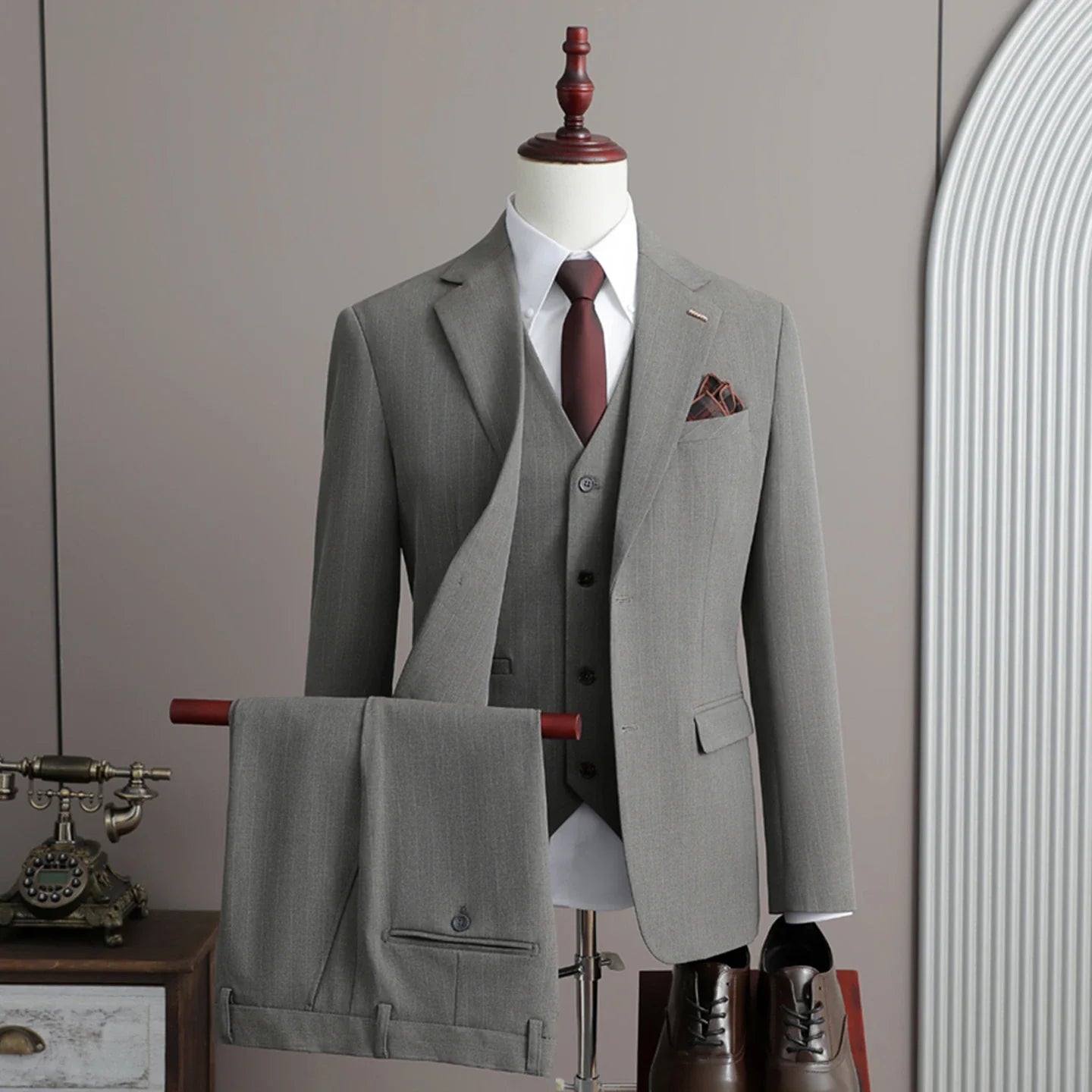 A Stylish and Cool Striped Casual Business Three-Piece Suit Set for