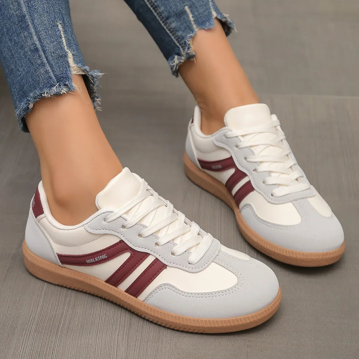 Plus-size 42 Training Shoes 2026 Summer Sports Shoes for Women Running Mesh Lace-up Sneakers Women Flat Zapatos De Mujer