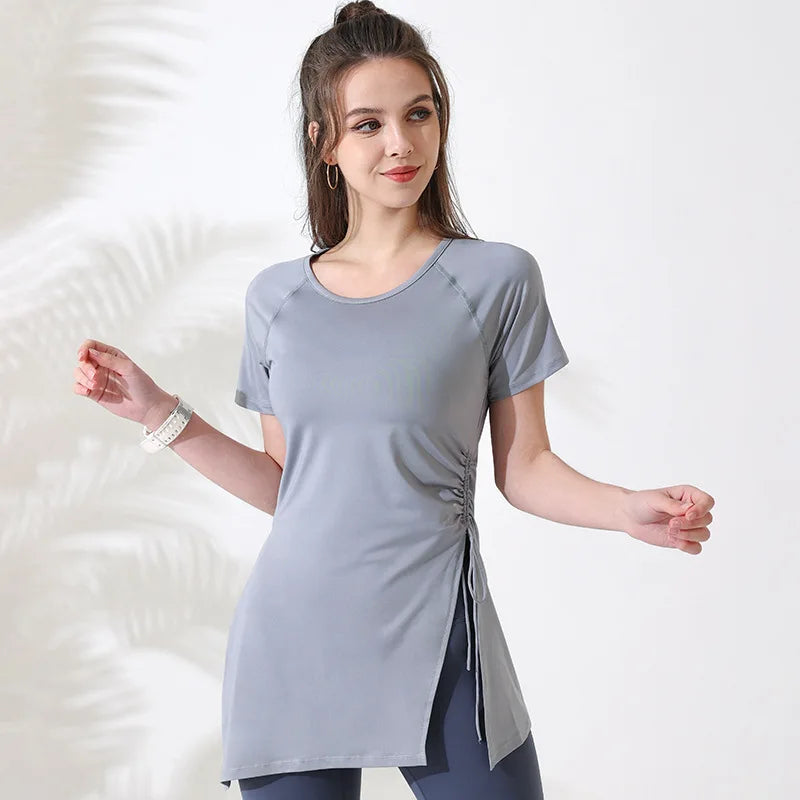 Top de yoga FlexFit para mujer con jaretas laterales