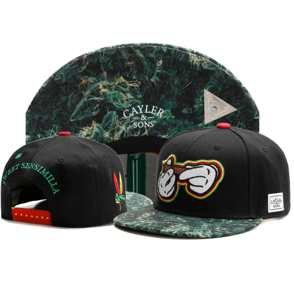 Gorra Ajustable de Béisbol con Visera Plana – Diseño Mano Calavera