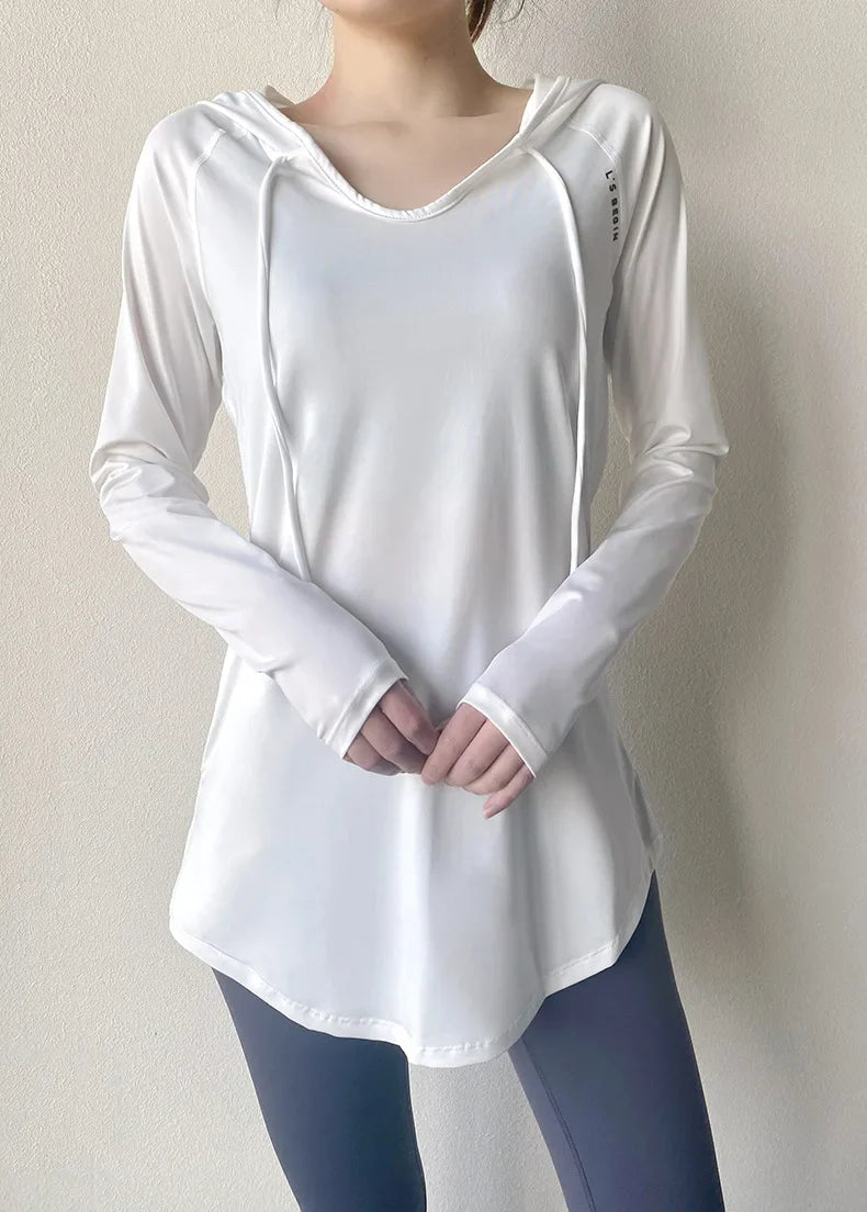 Camiseta con capucha AirFlow para yoga y running de mujer
