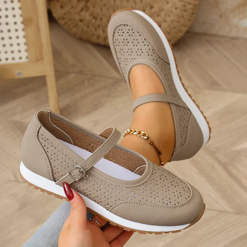 White Hollow Out Platform Sneakers Women 2025 Plus Size 36-43 Breathable Sports Shoes Woman Comfort Non Slip Walking Flats Mujer