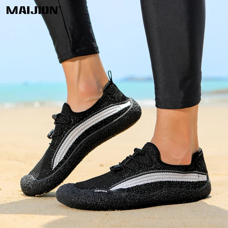 Barefoot Beach Wading Shoes Men's Quick Dry Mesh Water Sports Shoes Women Anti-slip Seaside Aqua Shoes Outdoor Wading Sneakers