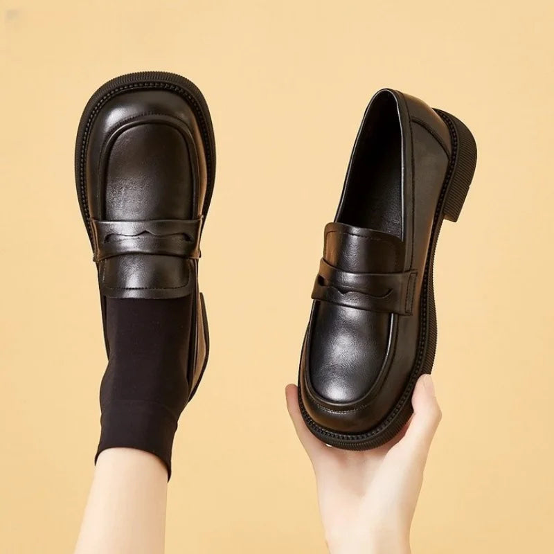 Women's Soft Sole Loafers - Comfortable Slip-On Flats, Suitable for Commuting and Casual Wear, Minimalist Design, Mother's Shoes