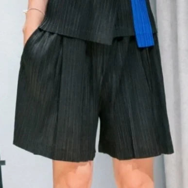 Miyake Pleated T-Shirt New Sleeveless Color-Block Camisole Women's Lightweight Draped Top with Matching Shorts and Capri Pants